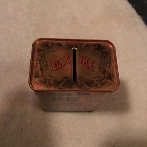 Tin coin piggy bank